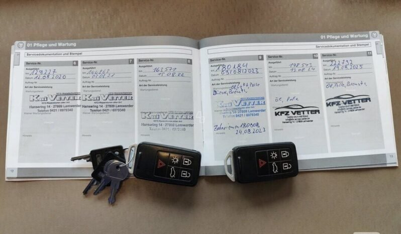 Volvo XC70 pilnas