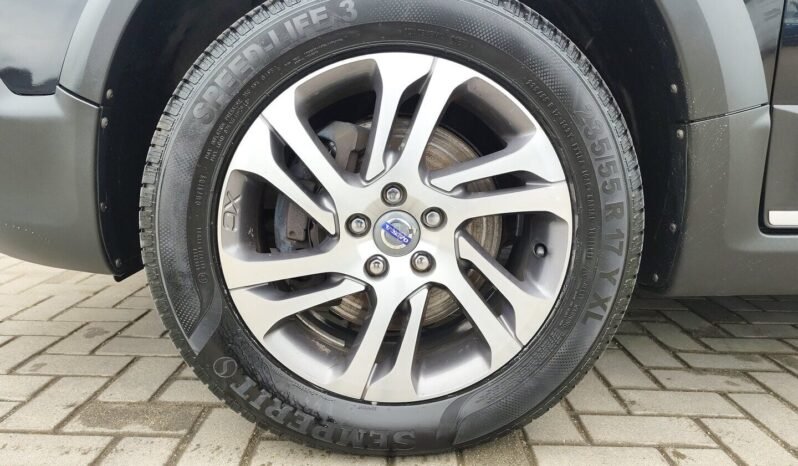 Volvo XC70 pilnas
