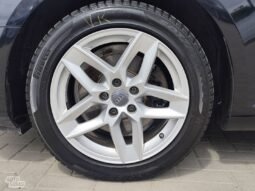 Audi A4 pilnas