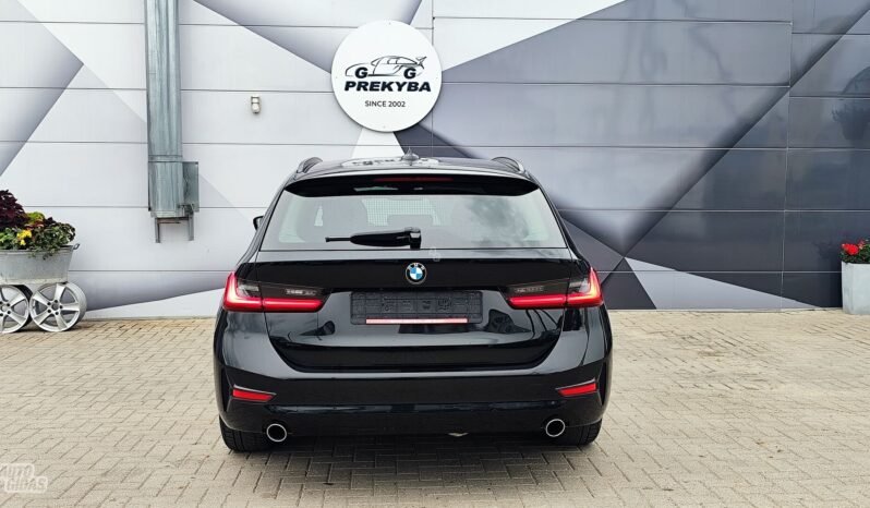 BMW 318 pilnas