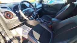 Hyundai Kona pilnas