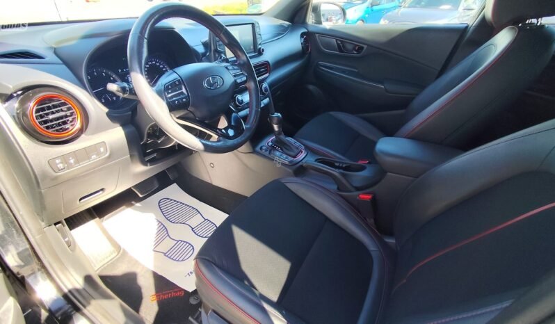 Hyundai Kona pilnas