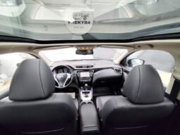 Nissan Qashqai pilnas