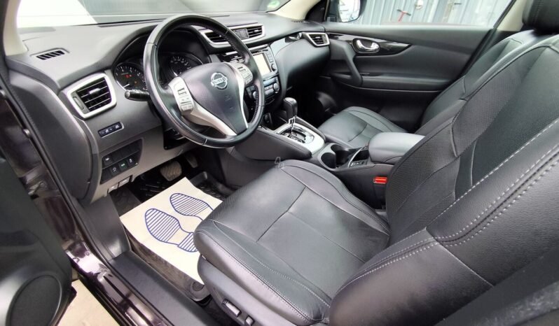 Nissan Qashqai pilnas