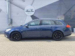 Opel Insignia pilnas