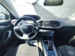 Peugeot 308 pilnas