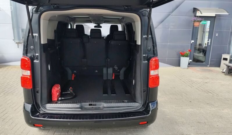 Peugeot Traveller pilnas