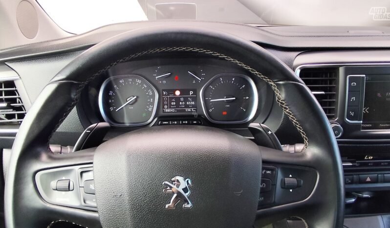 Peugeot Traveller pilnas