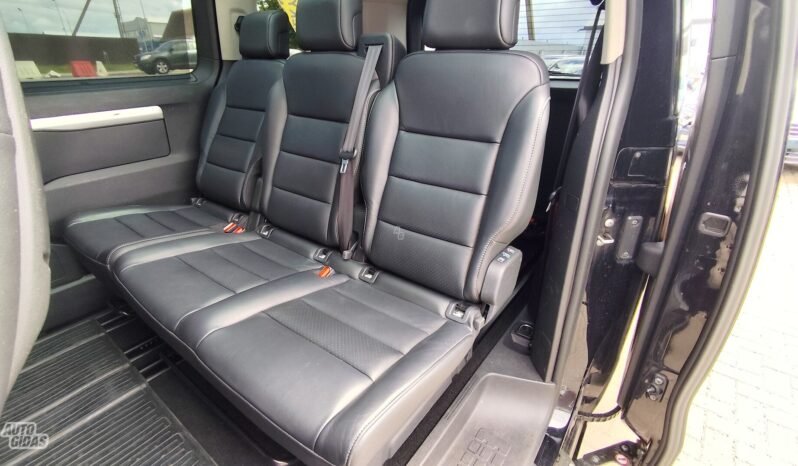 Peugeot Traveller pilnas