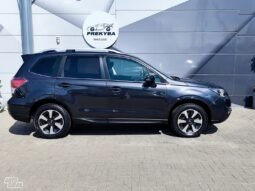 Subaru Forester pilnas
