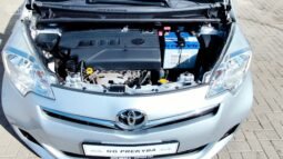 Toyota Verso-S pilnas