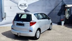 Toyota Verso-S pilnas