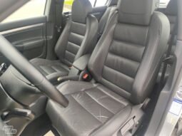 Volkswagen Golf pilnas