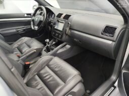 Volkswagen Golf pilnas
