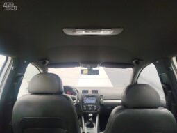 Volkswagen Golf pilnas