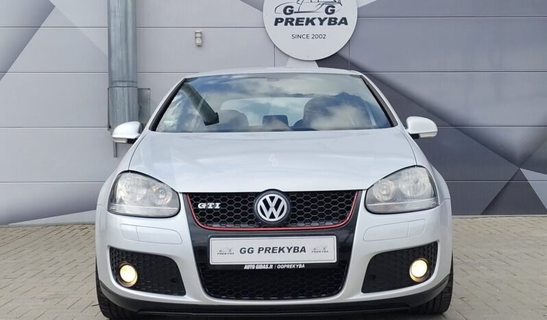 Volkswagen Golf pilnas