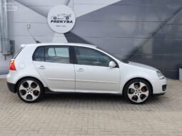 Volkswagen Golf pilnas