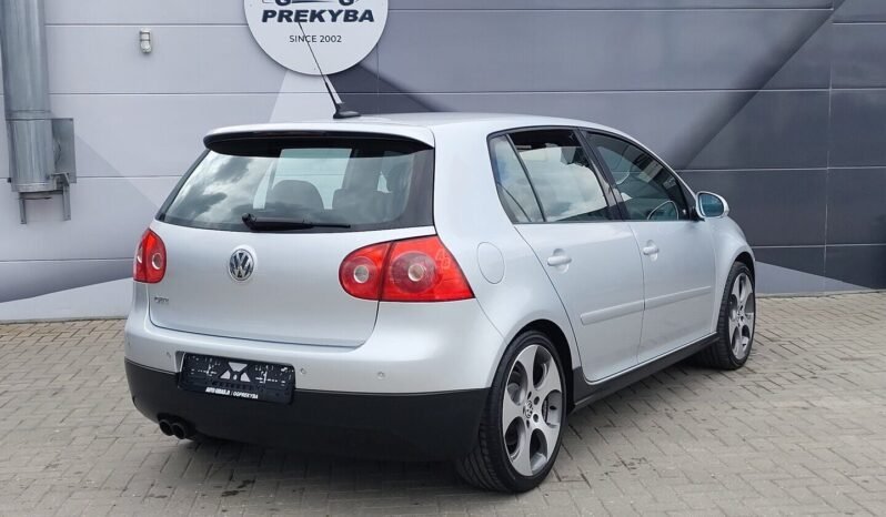 Volkswagen Golf pilnas