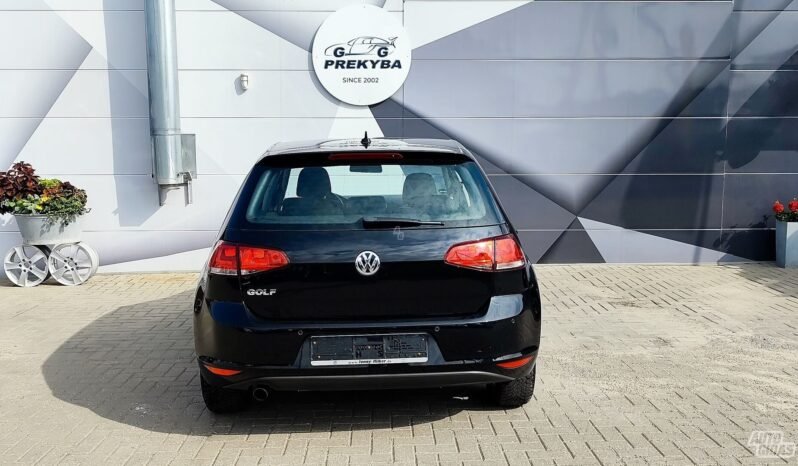 Volkswagen Golf pilnas