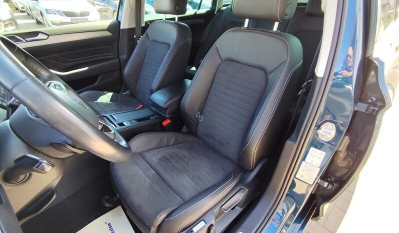 Volkswagen Passat pilnas