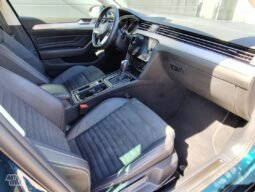 Volkswagen Passat pilnas