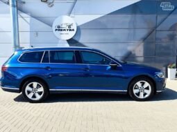 Volkswagen Passat pilnas