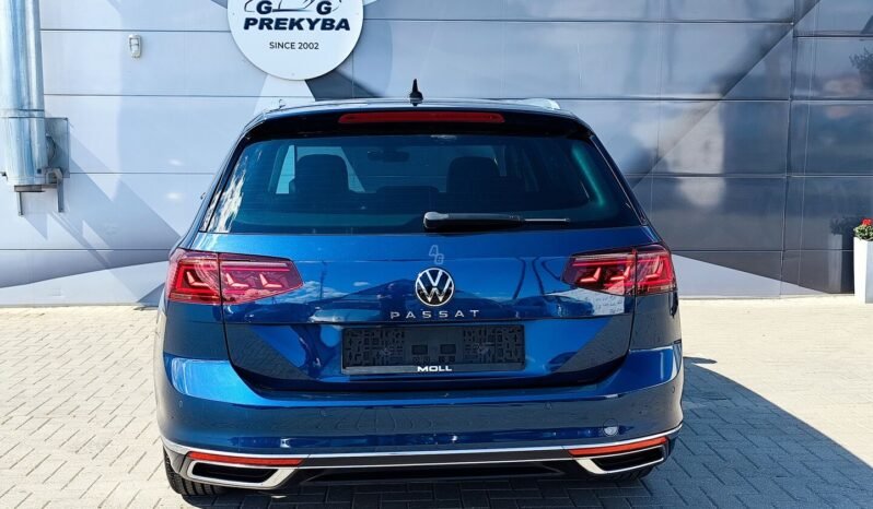 Volkswagen Passat pilnas