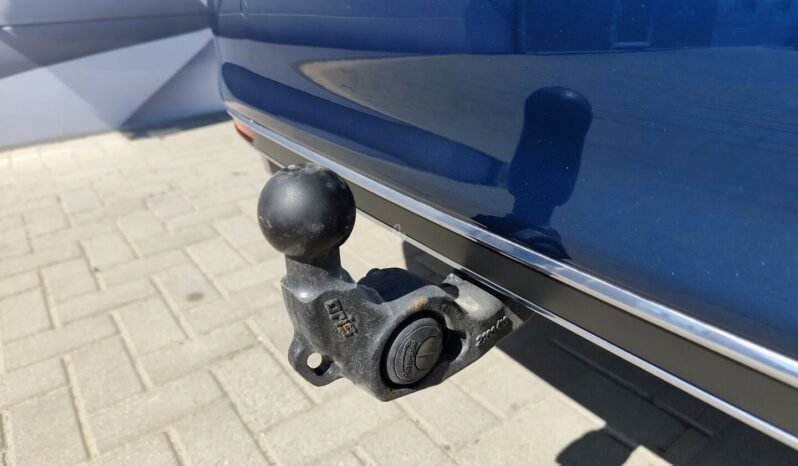 Volkswagen Passat pilnas