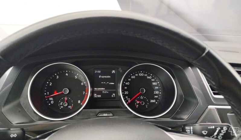 Volkswagen Tiguan pilnas