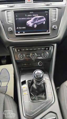 Volkswagen Tiguan pilnas