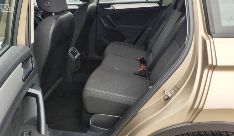 Volkswagen Tiguan pilnas