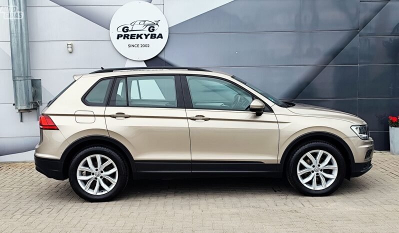Volkswagen Tiguan pilnas