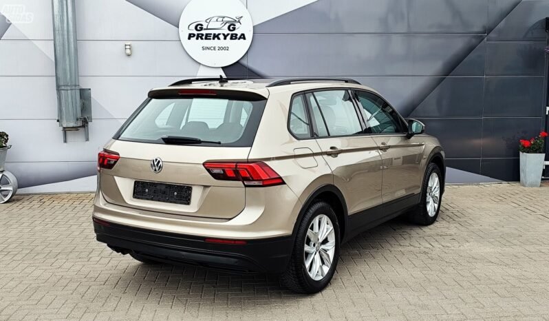 Volkswagen Tiguan pilnas