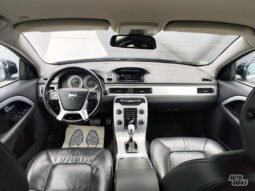 Volvo XC70 pilnas