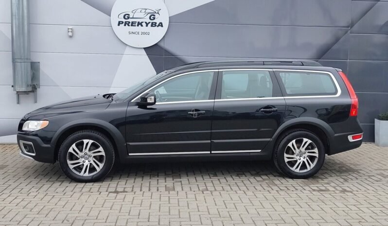 Volvo XC70 pilnas