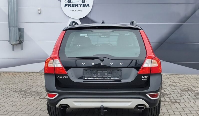 Volvo XC70 pilnas