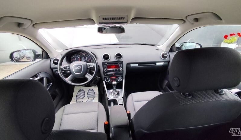 Audi A3 pilnas