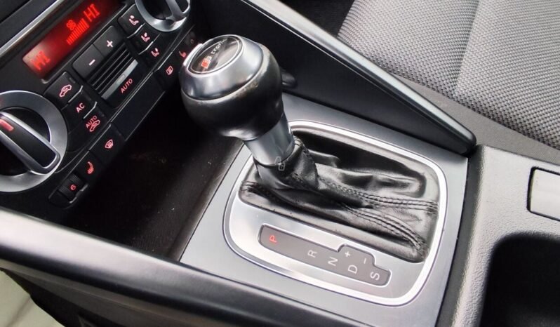 Audi A3 pilnas