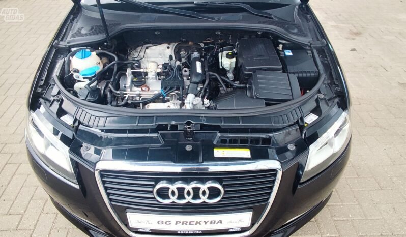Audi A3 pilnas