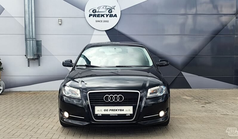 Audi A3 pilnas