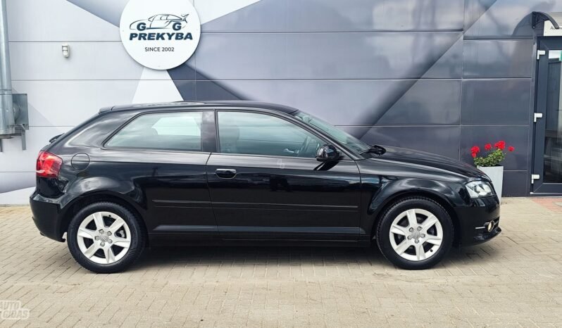 Audi A3 pilnas