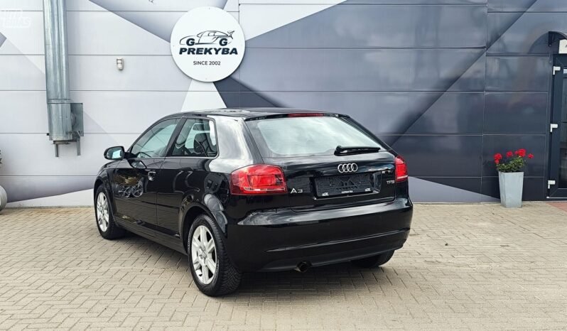Audi A3 pilnas