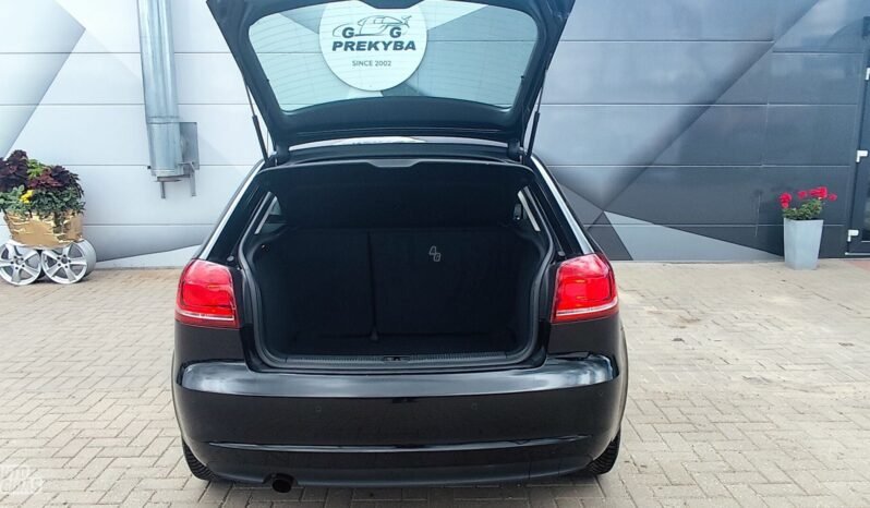 Audi A3 pilnas