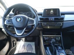 BMW 225 Active Tourer pilnas