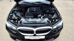 BMW 318 pilnas