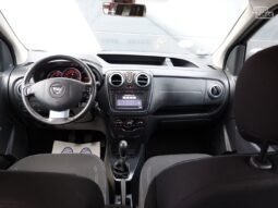 Dacia Dokker pilnas