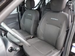 Dacia Dokker pilnas