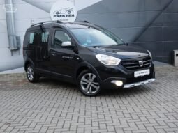 Dacia Dokker pilnas