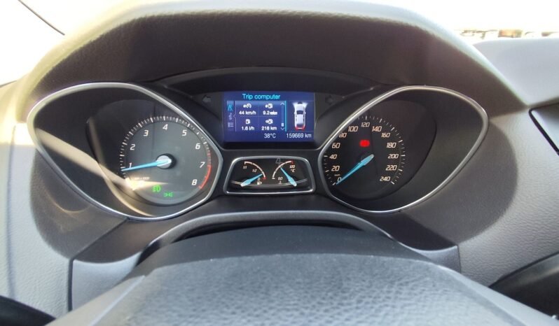 Ford Focus pilnas