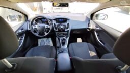 Ford Focus pilnas